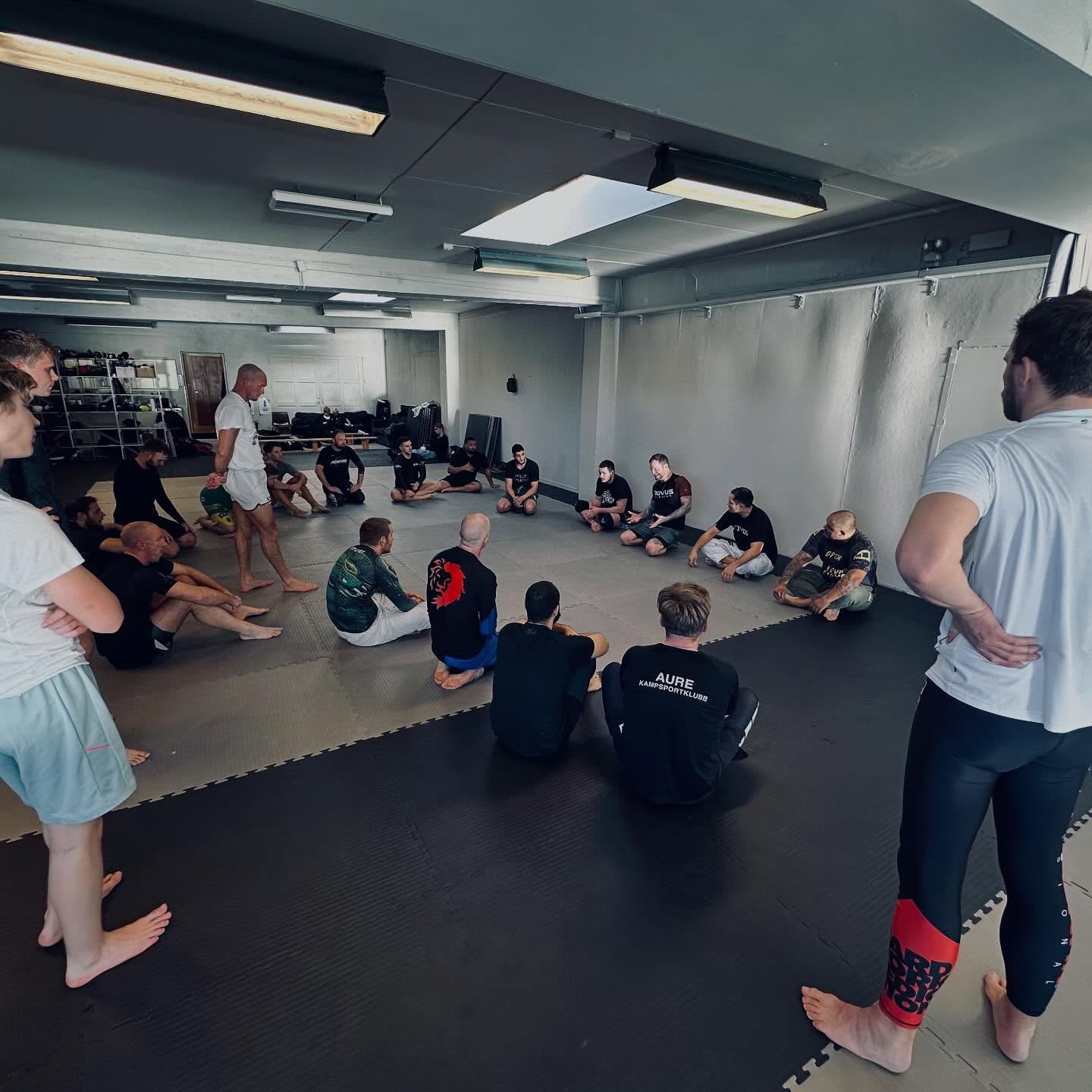 Fra no-gi-økten med Novus Academy Lillestrøm og Lørenskog