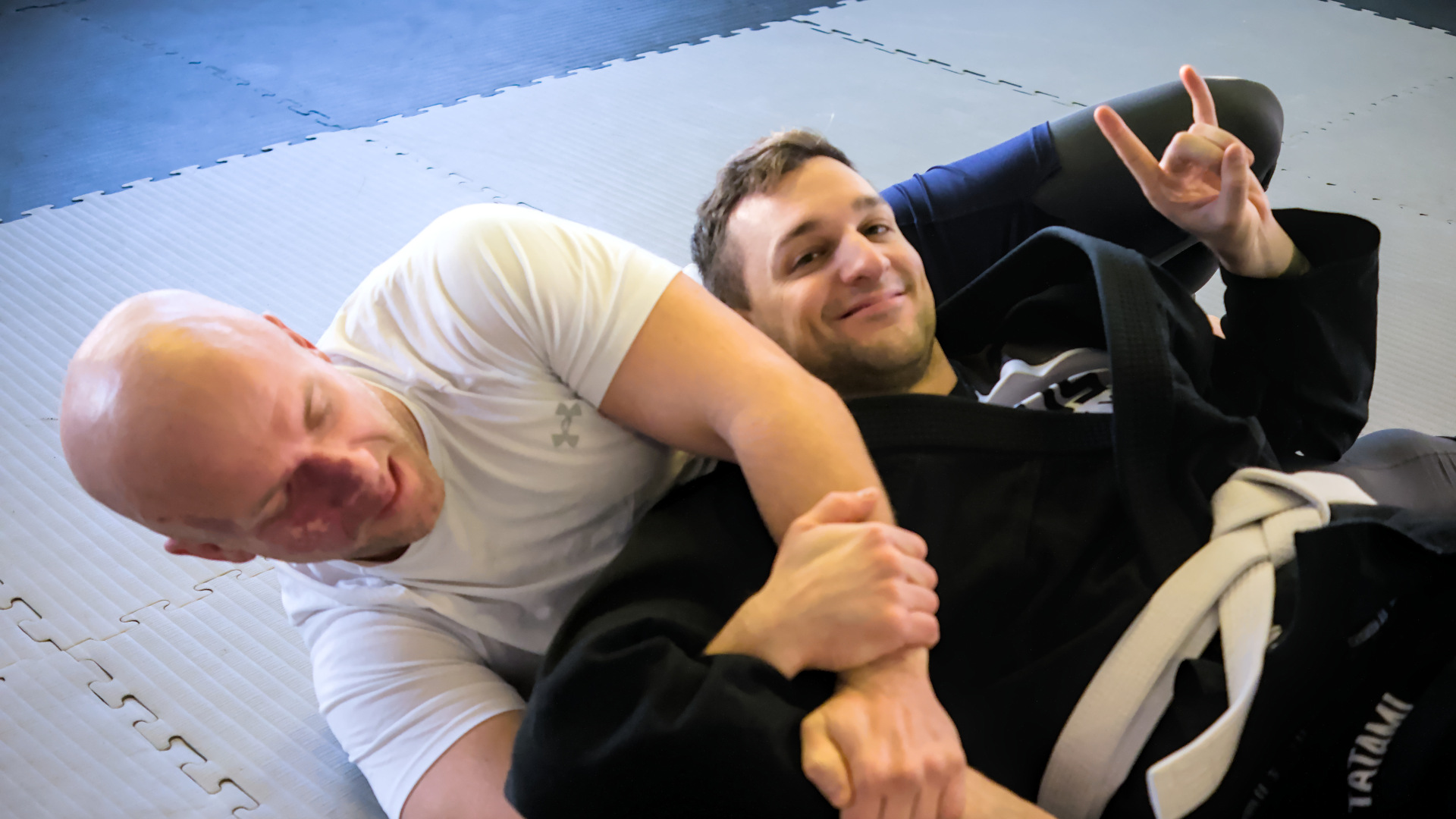 Thomas Riksfjord i bottom half guard under Trondheim Open Grappling 2025